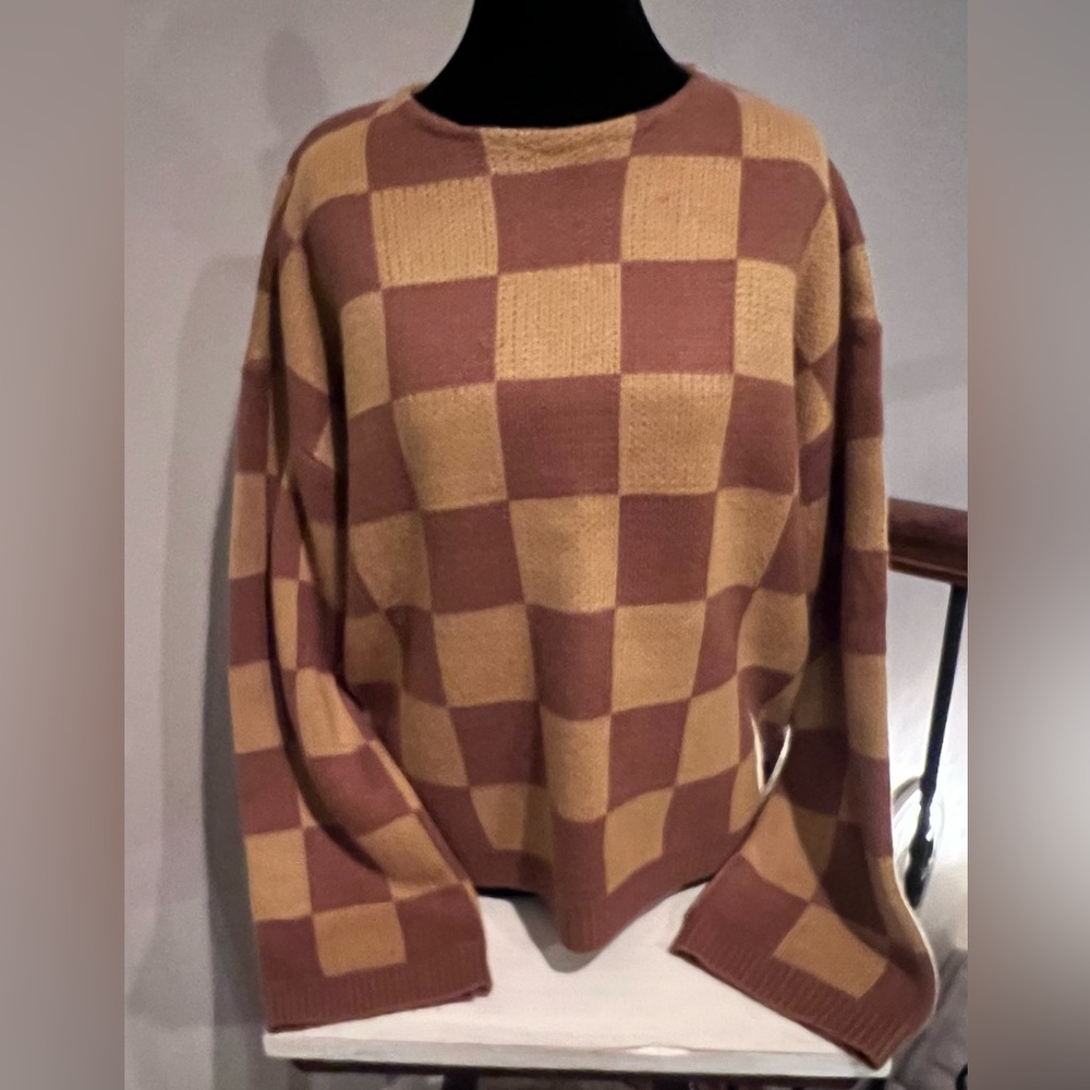 1.4.3. Story by Line Up Brown and Tan Checkered Sweater